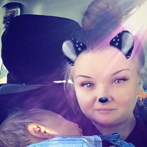 Meet your Posher, Kelsey!